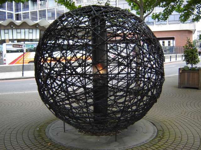 sphere en chaines